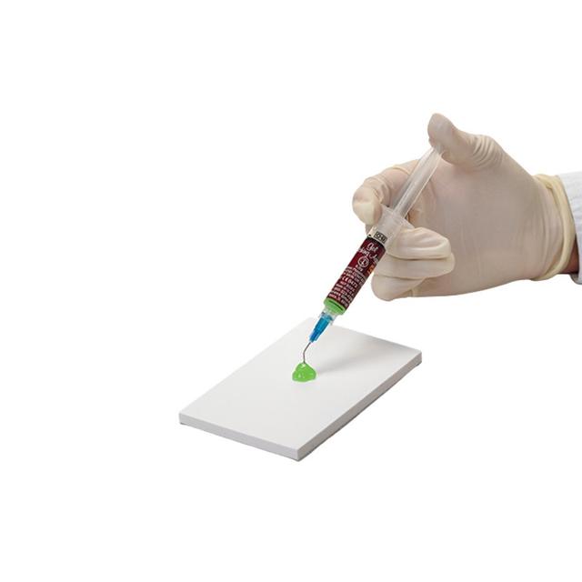 Green Gel Etchant in Syringe